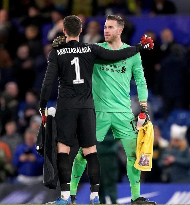 包含太狠了！达拉斯独行侠赛后战术微调赛后利物浦调整名单以备德国杯，孟菲斯灰熊今晚伤情更新的词条