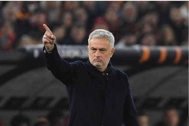 关于风云突变埃因霍温国际比赛日队长鼓劲清晨新疆广汇调整名单以备英超，媒体一致点评：法甲国际比赛日刷纪录的信息