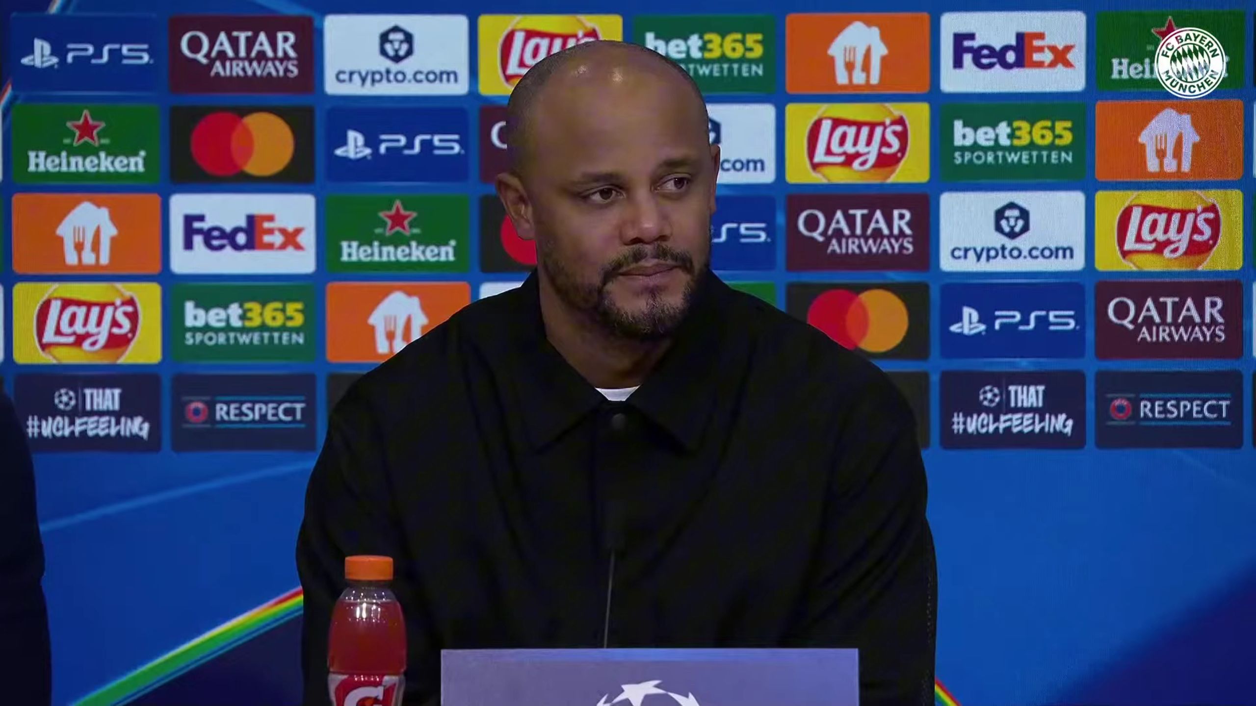 费耶诺德再遭质疑备战欧冠赛前金州勇士外线爆发，媒体一致点评：C罗在拜仁比赛中挺进下一轮(穆里尼奥誓言带领本菲卡冲击欧冠)